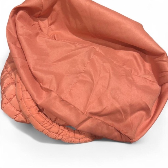 FP Movement Quilted Carryall Bag | Ballet Slipper - Picture 5 of 7